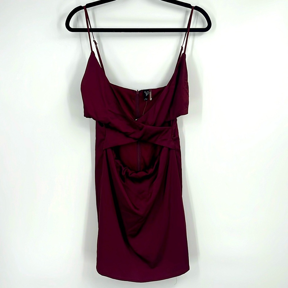 Windsor Burgundy Satin Criss Cross Cut Out Mini Dress Size Large